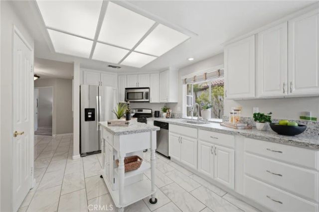 40492 Via Amapola, Murrieta, CA 92562