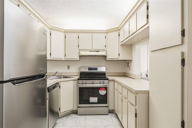 1716 PINE RIDGE ROAD F1, Sanford, FL 32773
