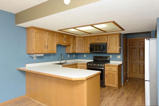 3210 15th Avenue S, Fargo, ND 58103