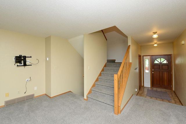 3210 15th Avenue S, Fargo, ND 58103