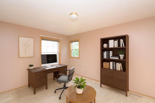 3210 15th Avenue S, Fargo, ND 58103