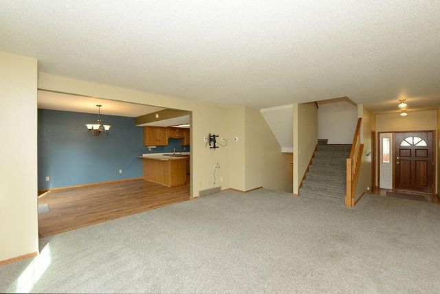 3210 15th Avenue S, Fargo, ND 58103