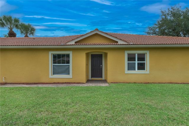 9268 Aegean CIR, Lehigh Acres, FL 33936