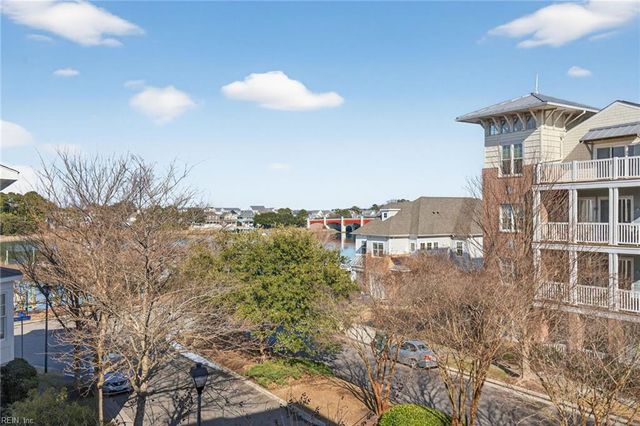 8333 N View BLVD, Norfolk, VA 23518