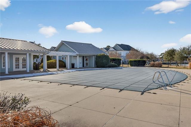 8333 N View BLVD, Norfolk, VA 23518