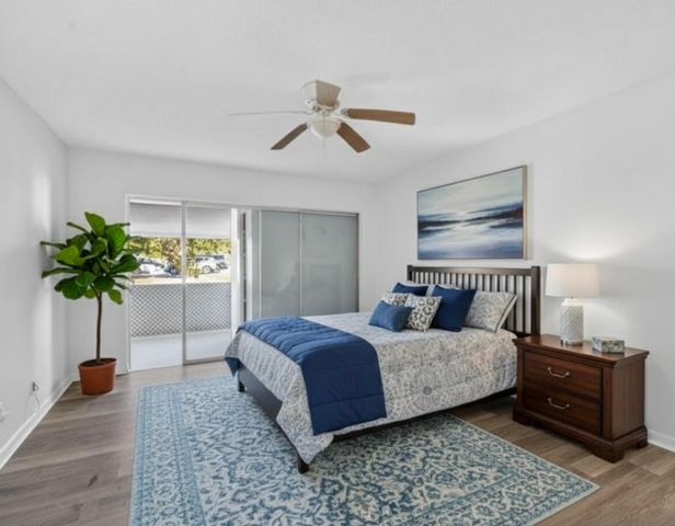 200 Waterway Drive S 104, Lantana, FL 33462