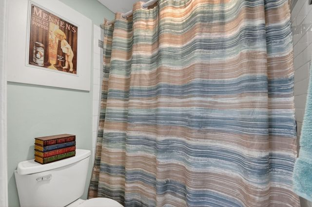 200 Waterway Drive S 104, Lantana, FL 33462