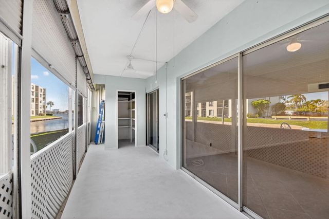 200 Waterway Drive S 104, Lantana, FL 33462