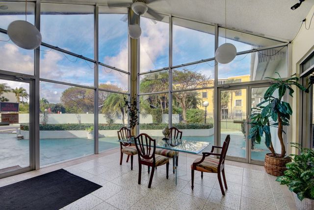 200 Waterway Drive S 104, Lantana, FL 33462