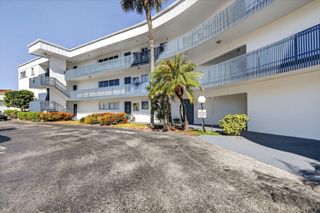 200 Waterway Drive S 104, Lantana, FL 33462