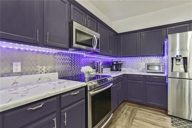 4048 Carlinswood Way, Stone Mountain, GA 30083