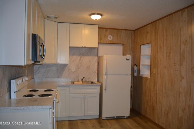 106 Barton Avenue, Rockledge, FL 32955