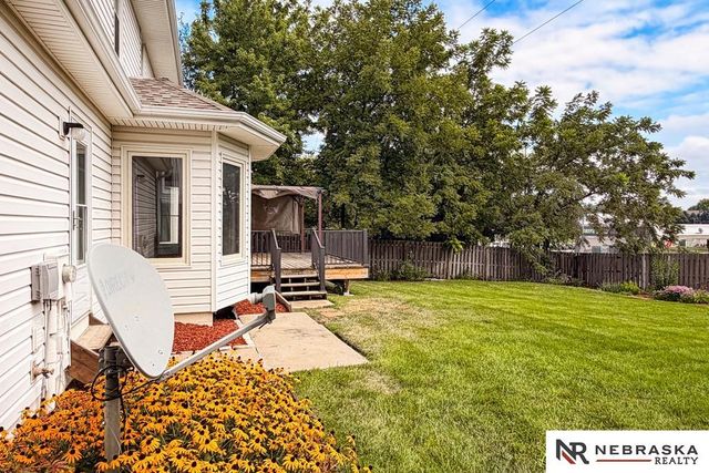 14465 Patrick Avenue, Omaha, NE 68116