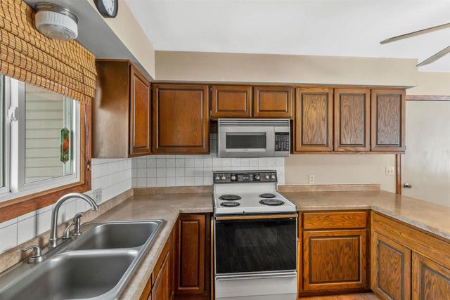 610 S BIRON DRIVE, Wisconsin Rapids, WI 54494