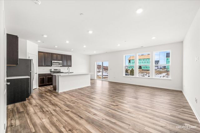 142 Henderson Street 142, Oswego, IL 60543