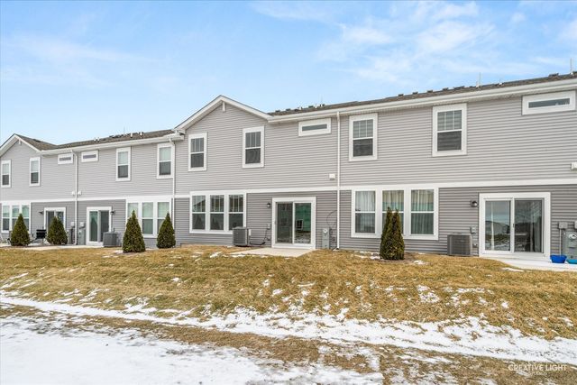 142 Henderson Street 142, Oswego, IL 60543