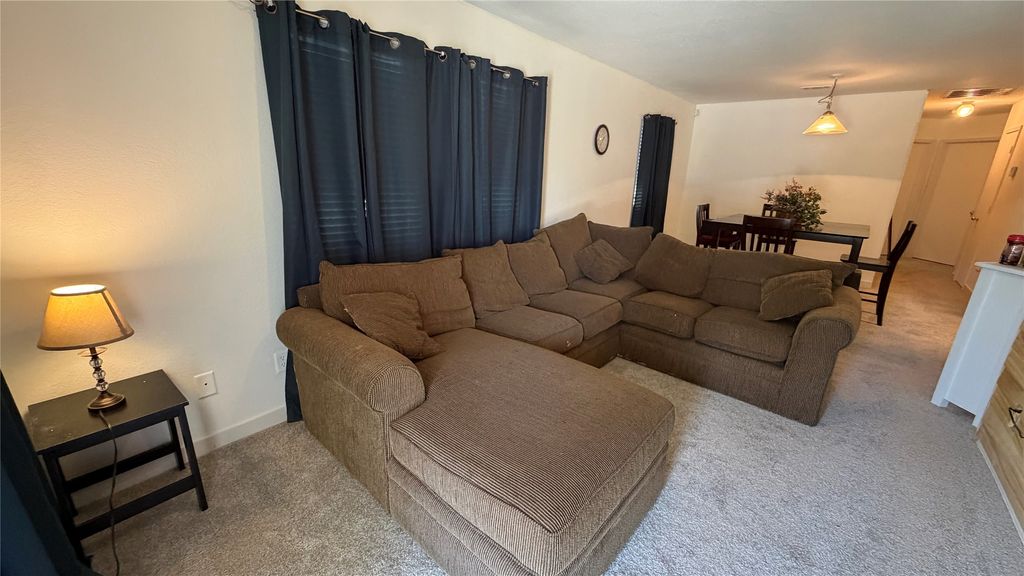 254 Cliff Heights Circle, Dallas, TX 75241