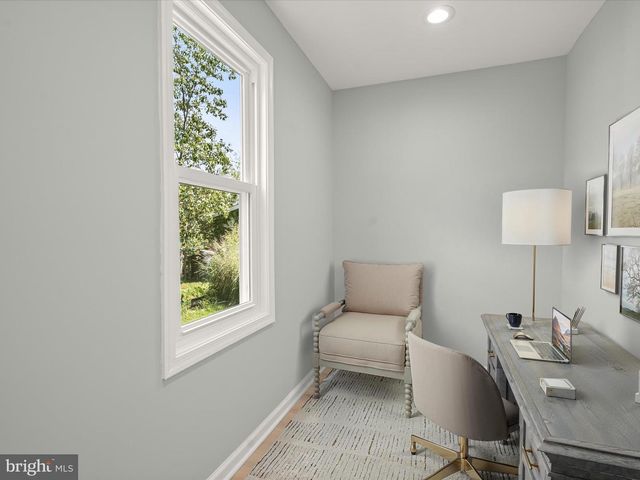 2917 E LEE AVE, Alexandria, VA 22306