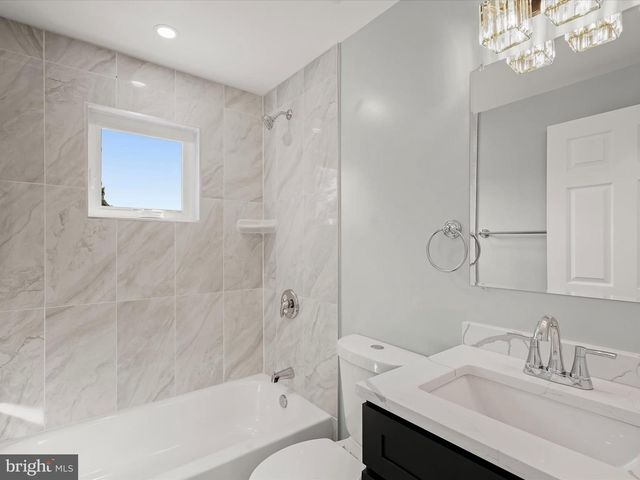 2917 E LEE AVE, Alexandria, VA 22306