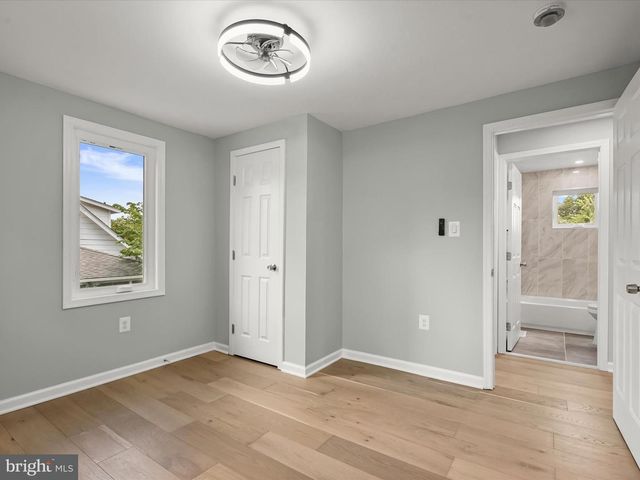 2917 E LEE AVE, Alexandria, VA 22306