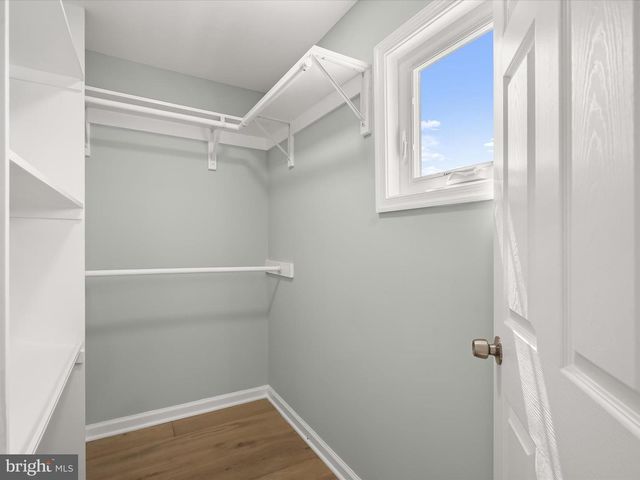 2917 E LEE AVE, Alexandria, VA 22306