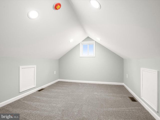 2917 E LEE AVE, Alexandria, VA 22306