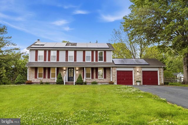 2 NICOLE CT, Newark, DE 19702