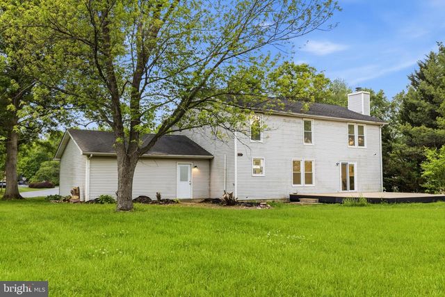 2 NICOLE CT, Newark, DE 19702