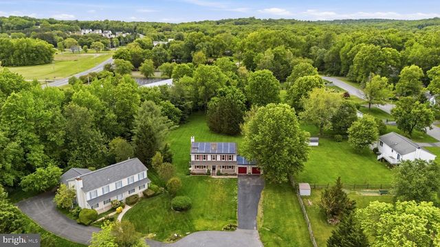 2 NICOLE CT, Newark, DE 19702