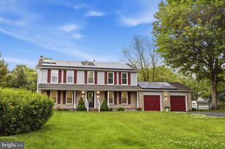 2 NICOLE CT, Newark, DE 19702