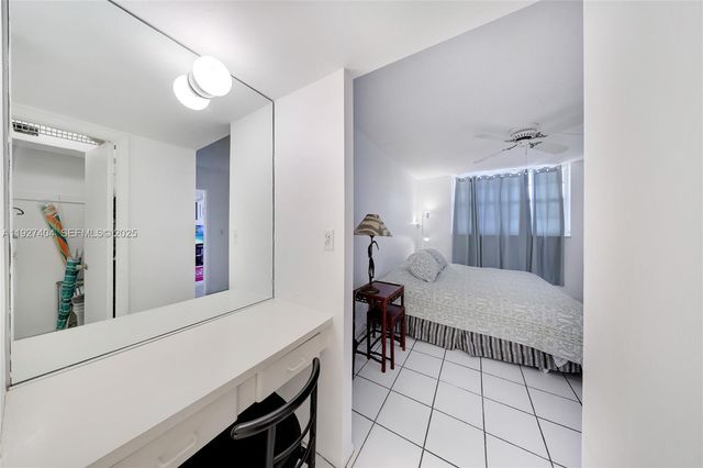 465 Ocean Dr 224, Miami Beach, FL 33139