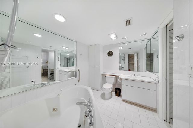 465 Ocean Dr 224, Miami Beach, FL 33139