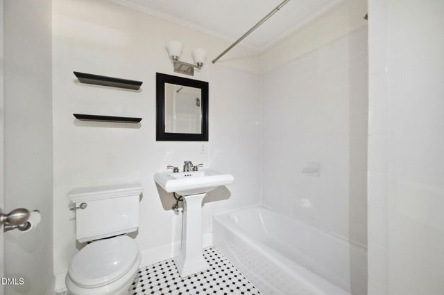 139 Windsor Circle, Chapel Hill, NC 27516