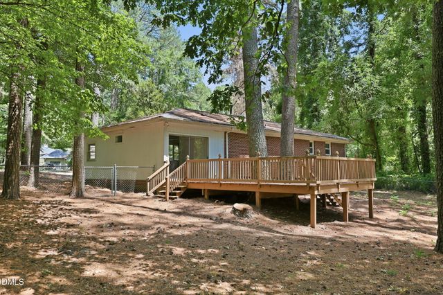 139 Windsor Circle, Chapel Hill, NC 27516