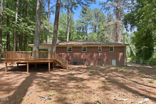 139 Windsor Circle, Chapel Hill, NC 27516