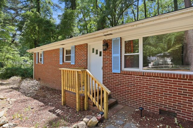 139 Windsor Circle, Chapel Hill, NC 27516