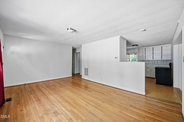 139 Windsor Circle, Chapel Hill, NC 27516