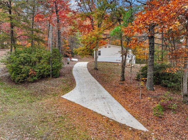 10712 Doublehead Gap Road, Ellijay, GA 30536