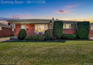 11480 Hanford Drive, Warren, MI 48093