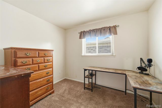 32138 Glaser Road, Brownstown Charter Township, MI 48173