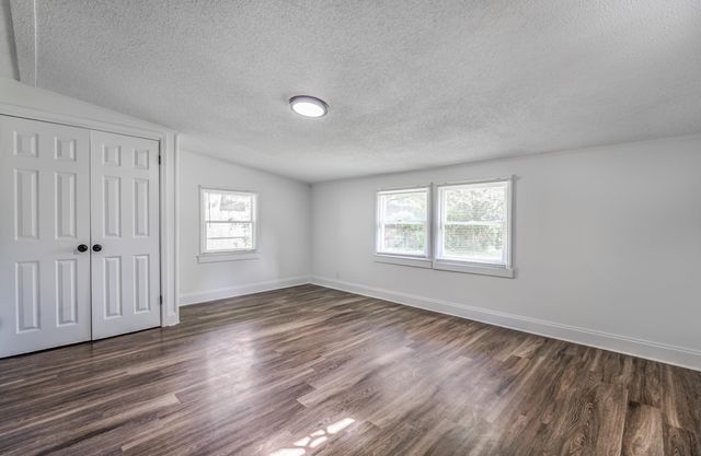 4903 QUINCE RD, Memphis, TN 38117