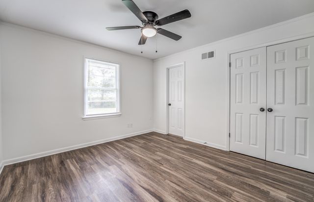4903 QUINCE RD, Memphis, TN 38117