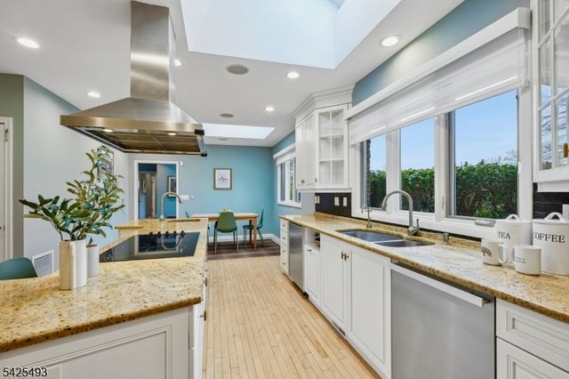 605 Mountain Dr, South Orange Village Twp., NJ 07079