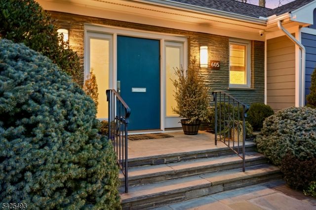 605 Mountain Dr, South Orange Village Twp., NJ 07079