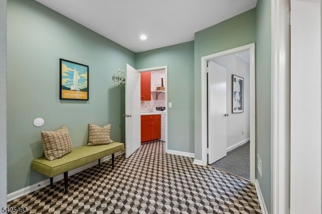 605 Mountain Dr, South Orange Village Twp., NJ 07079