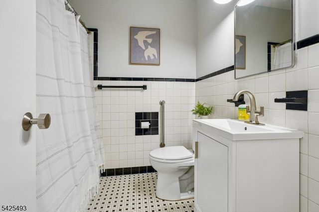 605 Mountain Dr, South Orange Village Twp., NJ 07079