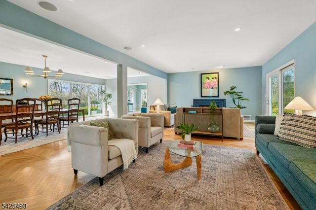 605 Mountain Dr, South Orange Village Twp., NJ 07079