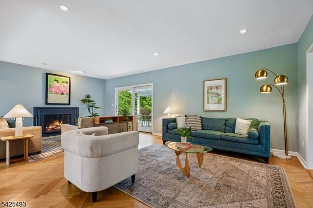 605 Mountain Dr, South Orange Village Twp., NJ 07079