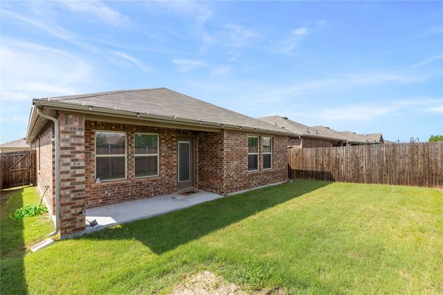 2554 Russell Street, Crandall, TX 75114