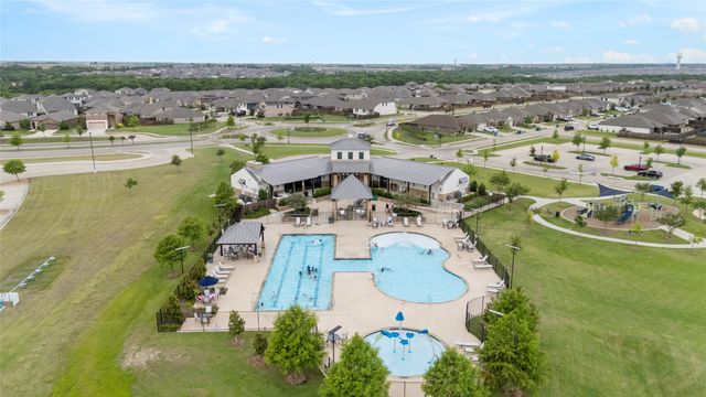 2554 Russell Street, Crandall, TX 75114